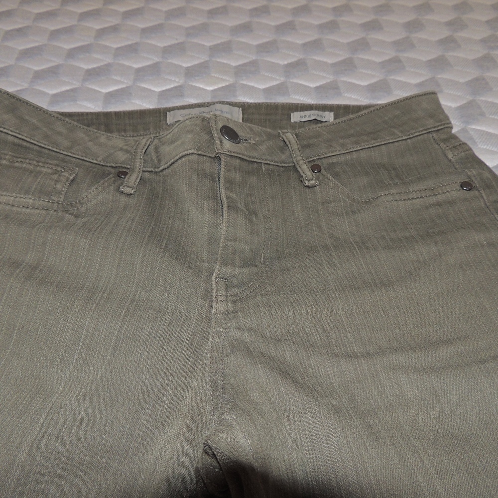 Calvin Klein Ankle Skinny Jeans